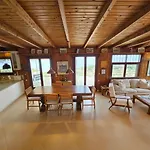 Athos Seagull Wagon Holiday home *